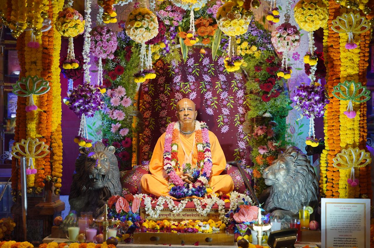 Photo Gallery - Sri Govind Dham, ISKCON, Ravet - Official Website